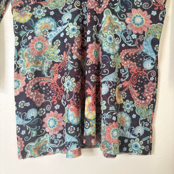 Elegant Multicolor Floral V-Neck Blouse - Picture 8 of 13